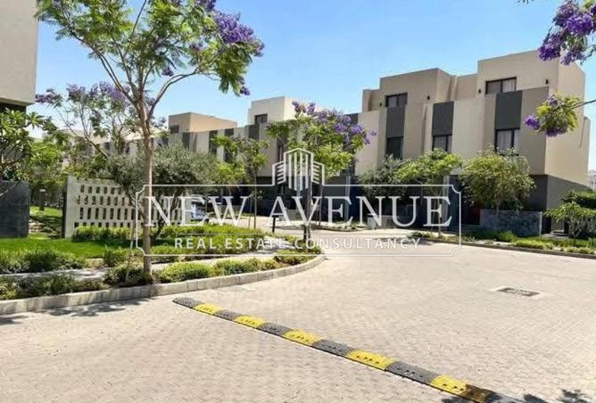 8702050 - Property Image 3