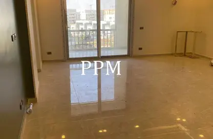 Apartment - 3 Bedrooms - 3 Bathrooms for rent in Hyde Park - New Cairo City - Cairo