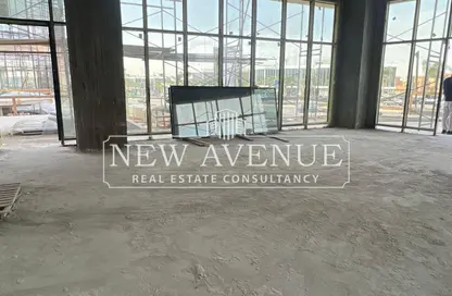 محل - استوديو - 2 حمامات للبيع في ذا واتر واي ڤيو - شارع التسعين - التجمع الخامس - مدينة القاهرة الجديدة - القاهرة