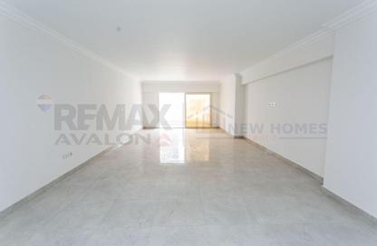 Apartment - 3 Bedrooms - 3 Bathrooms for sale in Grand View - Smouha - Hay Sharq - Alexandria