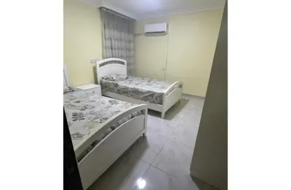 Apartment - 3 Bedrooms - 2 Bathrooms for rent in Abbas Al Akkad St. - 1st Zone - Nasr City - Cairo