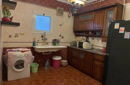 Apartment - 3 Bedrooms - 2 Bathrooms for rent in Doctor Yassin Abdel Ghaffar St. - Area C - Ganoob El Acadimia - New Cairo City - Cairo Apartment - 3 Bedrooms - 2 Bathrooms for rent in Doctor Yassin Abdel Ghaffar St. - Area C - Ganoob El Acadimia - New Cairo City - Cairo