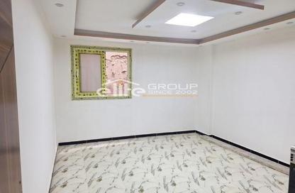 Apartment - 4 Bedrooms - 1 Bathroom for sale in Ibrahimia - Hay Wasat - Alexandria