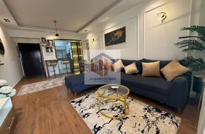 Apartment - 2 Bedrooms - 2 Bathrooms for rent in Al Rehab - New Cairo City - Cairo