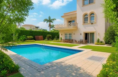 Villa - 5 Bedrooms - 5 Bathrooms for rent in Greens - 6th District - Sheikh Zayed City - Giza