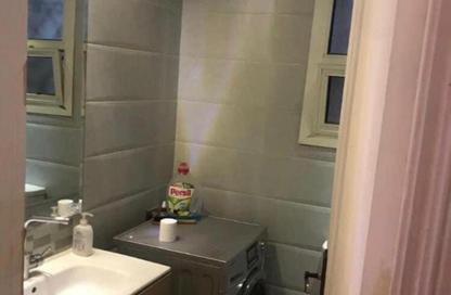 Apartment - 2 Bedrooms - 1 Bathroom for sale in Hadayek Al Mohandessin - 4th District - Sheikh Zayed City - Giza