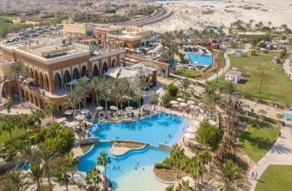 شاليه - 3 غرف نوم - 3 حمامات للبيع في مراسي - سيدي عبد الرحمن - الساحل الشمالي شاليه - 3 غرف نوم - 3 حمامات للبيع في مراسي - سيدي عبد الرحمن - الساحل الشمالي