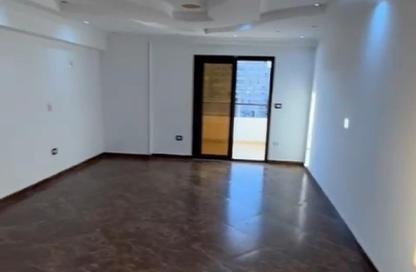 Apartment - 3 Bedrooms - 2 Bathrooms for sale in Africa   Emtedad Moustafa Al Nahas - 10th Zone - Nasr City - Cairo