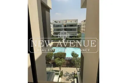 Apartment - 2 Bedrooms - 2 Bathrooms for sale in Lake View Residence - 5th Settlement Compounds - The 5th Settlement - New Cairo City - Cairo