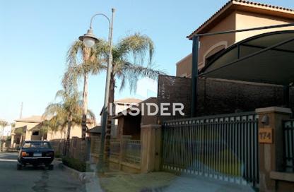 Villa - 6 Bedrooms - 7 Bathrooms for sale in Swan Lake Katameya - The 1st Settlement - New Cairo City - Cairo