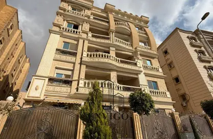 Apartment - 3 Bedrooms - 1 Bathroom for sale in North Lotus - El Lotus - New Cairo City - Cairo
