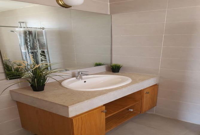 62641180 - Property Main Image