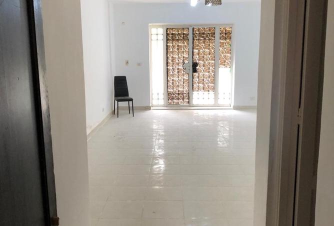 72710236 - Property Image 2
