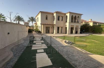 Villa - 6 Bedrooms - 6 Bathrooms for sale in Isadore - Uptown Cairo - Mokattam - Cairo