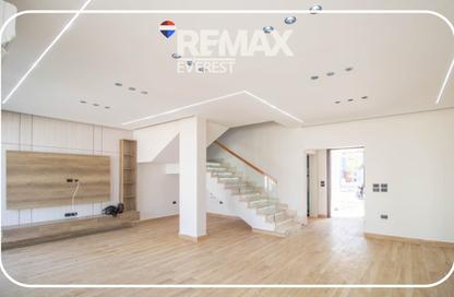 Townhouse - 3 - 2 for rent in Mountain View iCity October - 6 October Compounds - 6 October City - Giza