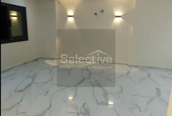 100371207 - Property Image 2