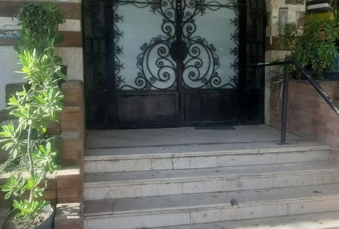 104327300 - Property Main Image