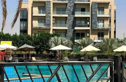 Apartment - 3 Bedrooms - 2 Bathrooms for sale in Galleria Residences - South Investors Area - New Cairo City - Cairo