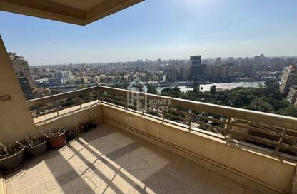 شقة - 3 غرف نوم - 3 حمامات للايجار في شارع بهاء الدين قراقوش - الزمالك - القاهرة