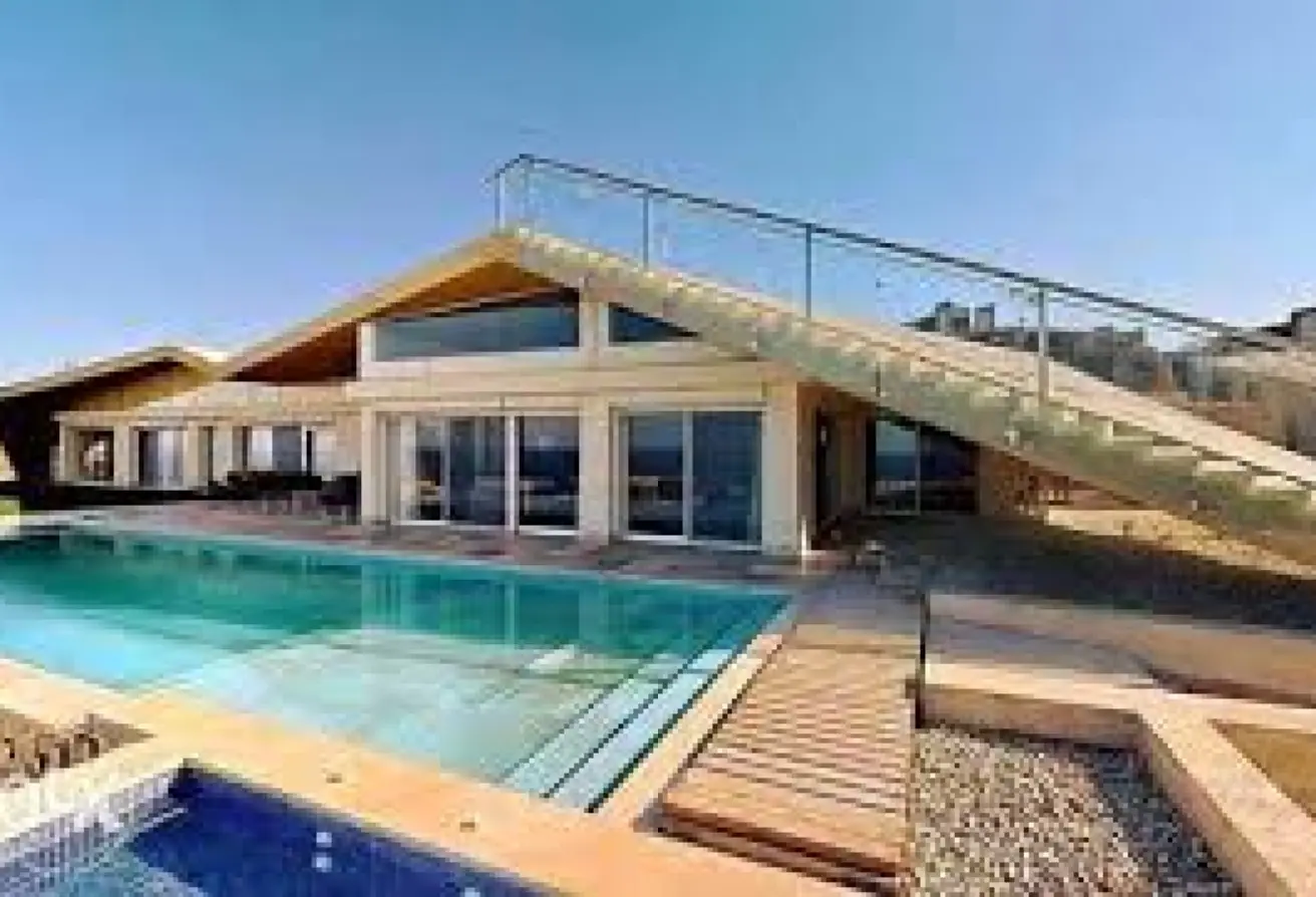 120884968 - Property Main Image