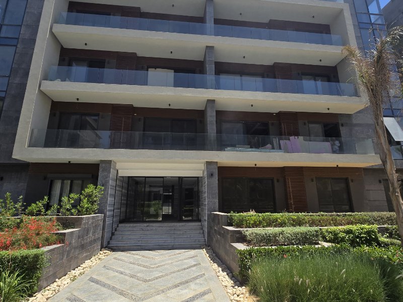 3BR Apartment | Water Features | El Patio Oro thumbnail