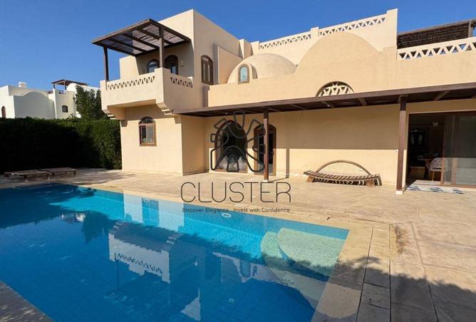 98001220 - Property Main Image