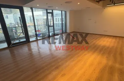 Office Space - 1 Bedroom - 1 Bathroom for rent in Central Avenue - 2nd District - Sheikh Zayed City - Giza