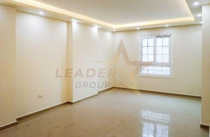 Apartment - 3 Bedrooms - 2 Bathrooms for sale in Abo Qir St. - Ibrahimia - Hay Wasat - Alexandria