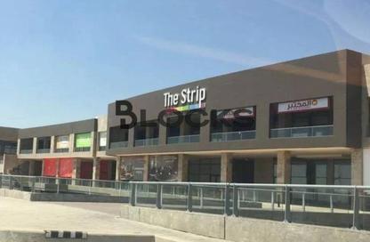 Shop - Studio - 2 Bathrooms for rent in Waslet Dahshur Road - Sheikh Zayed City - Giza
