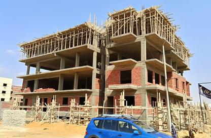 Apartment - 3 Bedrooms - 3 Bathrooms for sale in Bait Alwatan - The 5th Settlement - New Cairo City - Cairo