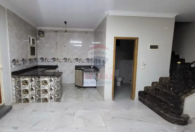 97726278 - Property Image 3