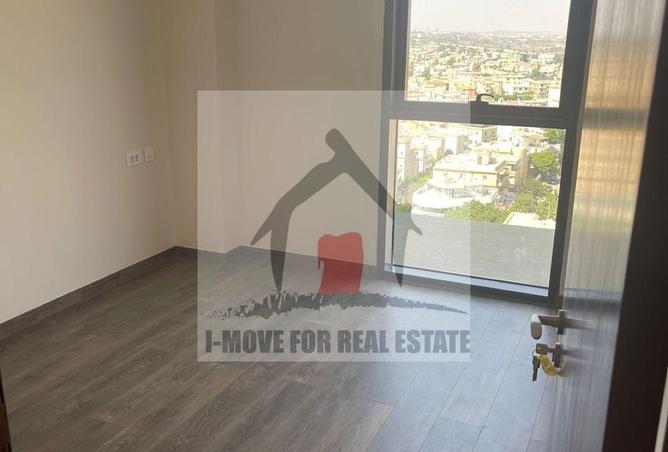 69825205 - Property Image 2