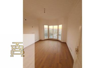 Villa - 4 Bedrooms - 3 Bathrooms for sale in Madinaty - Cairo