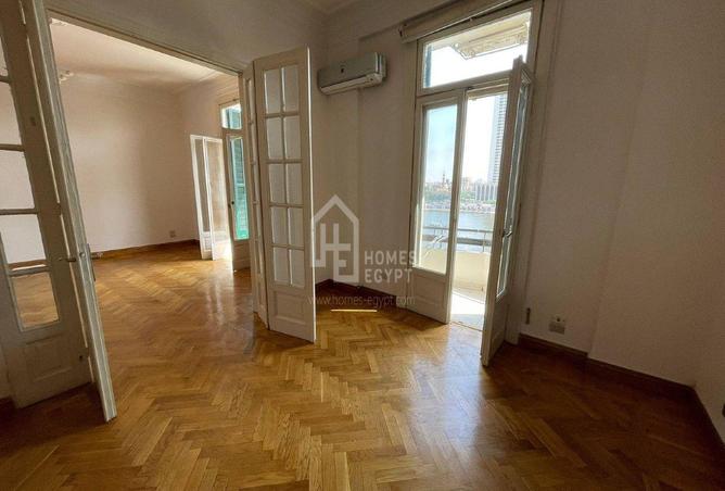 70109302 - Property Image 2