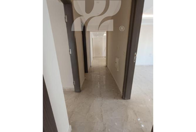 70109426 - صورة العقار 2