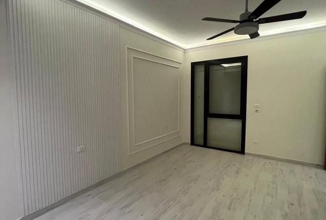 72437747 - Property Image 2