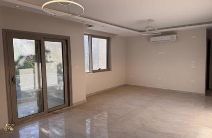 Apartment - 3 Bedrooms - 4 Bathrooms for rent in Galleria Moon Valley - South Investors Area - New Cairo City - Cairo Apartment - 3 Bedrooms - 4 Bathrooms for rent in Galleria Moon Valley - South Investors Area - New Cairo City - Cairo