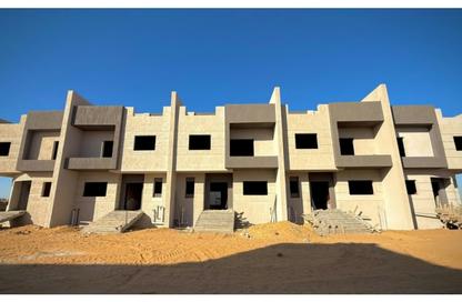 تاون هاوس - 4 - 3 للبيع في مونتانيا بارك - مدينة زايد الجديدة - الشيخ زايد - الجيزة