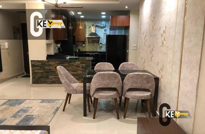 Apartment - 2 Bedrooms - 1 Bathroom for rent in Talaat Mostafa St. - Rehab City Second Phase - Al Rehab - New Cairo City - Cairo