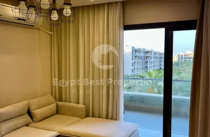Apartment - 3 Bedrooms - 2 Bathrooms for sale in The Address East - 90 Street - The 5th Settlement - New Cairo City - Cairo