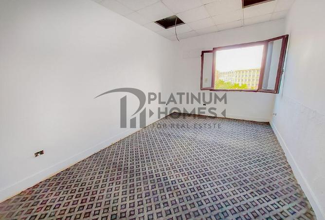 62408139 - Property Main Image