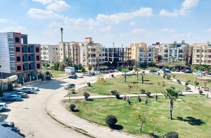 شقة - 3 - 2 للبيع في المجاورة الاولي - المنطقة التاسعة - مدينة الشروق - القاهرة شقة - 3 - 2 للبيع في المجاورة الاولي - المنطقة التاسعة - مدينة الشروق - القاهرة