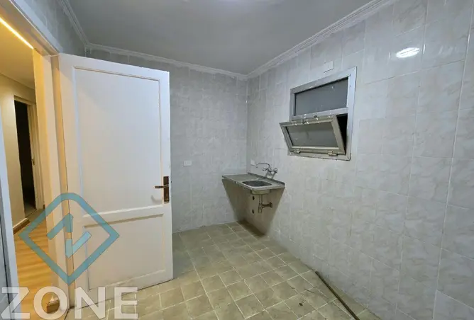 112427323 - Property Image 2