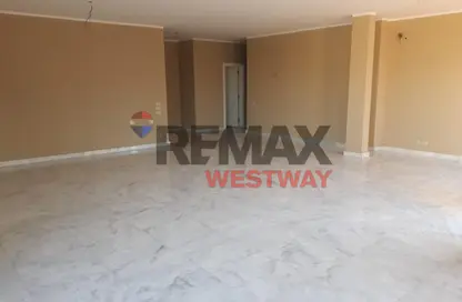Penthouse - 3 Bedrooms - 4 Bathrooms for sale in Casa - Sheikh Zayed Compounds - Sheikh Zayed City - Giza