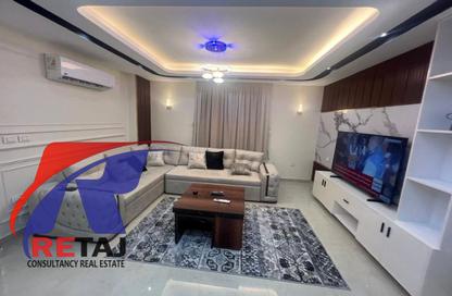 Apartment - 3 Bedrooms - 3 Bathrooms for rent in Mohammed Al Margosh St. - 6th Zone - Nasr City - Cairo