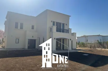 Villa - 4 Bedrooms - 4 Bathrooms for rent in Reyna - Uptown Cairo - Mokattam - Cairo