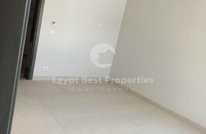 Townhouse - 4 Bedrooms - 4 Bathrooms for sale in New Giza - Cairo Alexandria Desert Road - 6 October City - Giza