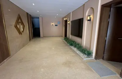 Apartment - 3 Bedrooms - 2 Bathrooms for sale in Village West - Sheikh Zayed Compounds - Sheikh Zayed City - Giza
