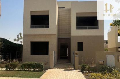 Villa - 3 Bedrooms - 3 Bathrooms for sale in Palm Hills New Cairo - 5th Settlement Compounds - The 5th Settlement - New Cairo City - Cairo