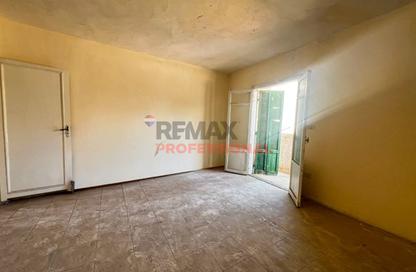 Apartment - 2 Bedrooms - 1 Bathroom for sale in Abou Quer Road Gamal Abdel Nasser Road - Janaklees - Hay Sharq - Alexandria Apartment - 2 Bedrooms - 1 Bathroom for sale in Abou Quer Road Gamal Abdel Nasser Road - Janaklees - Hay Sharq - Alexandria